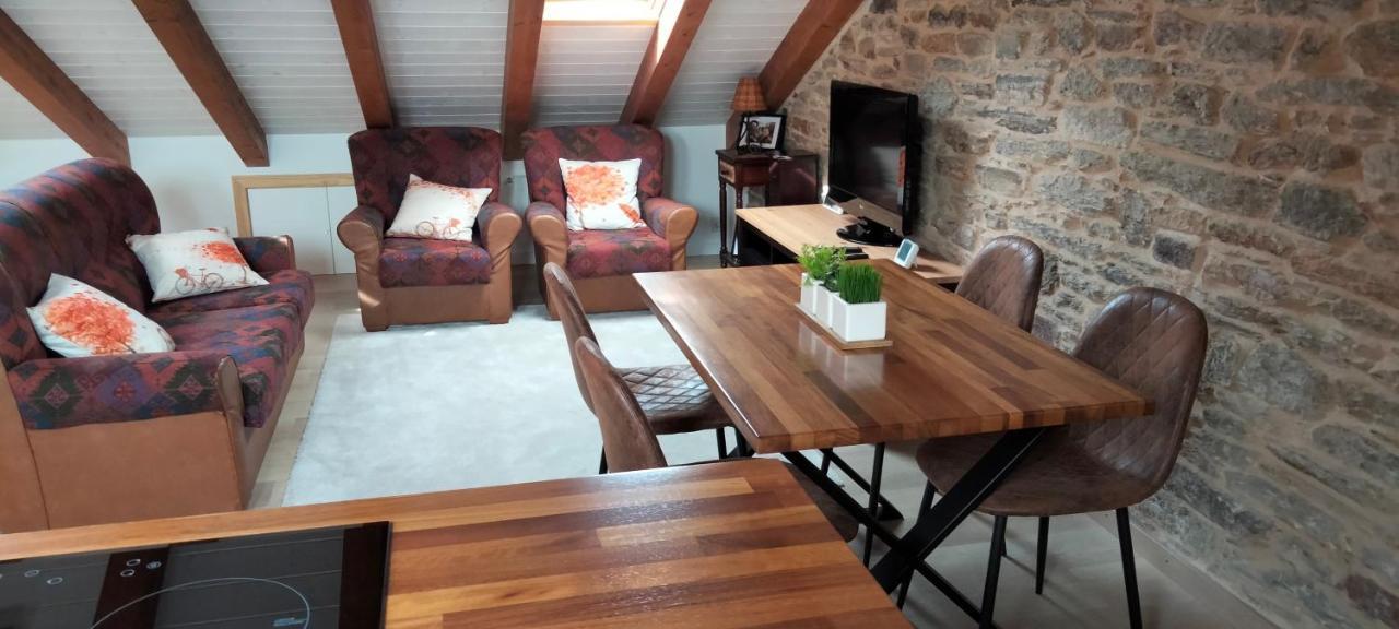 Casa Dositeo Apartment ซาร์เรีย ภายนอก รูปภาพ